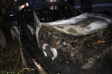 Повідомлено про підозру чоловіку, який підпалив автомобіль у м. Узин Повідомлено про підозру чоловіку, який підпалив автомобіль у м. Узин