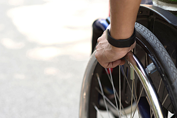 Аліменти на повнолітню дитину з інвалідністю Аліменти на повнолітню дитину з інвалідністю