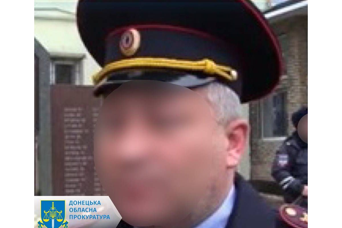Керує "поліцейськими" в окупованому Маріуполі - експравоохоронцю загрожує до 15 років за ґратами Керує "поліцейськими" в окупованому Маріуполі - експравоохоронцю загрожує до 15 років за ґратами
