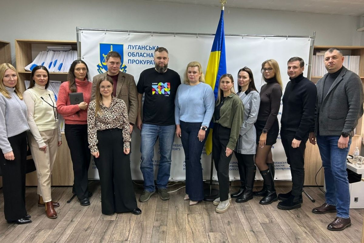 Як правильно говорити з медіа: лекція для прокурорів Луганщини від головного редактора «Суспільне Донбас» Як правильно говорити з медіа: лекція для прокурорів Луганщини від головного редактора «Суспільне Донбас»
