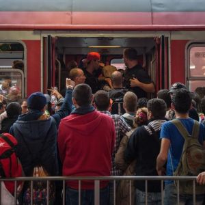 З ФРН виїхала сирійська родина, 17 членів якої скоїли десятки злочинів З ФРН виїхала сирійська родина, 17 членів якої скоїли десятки злочинів