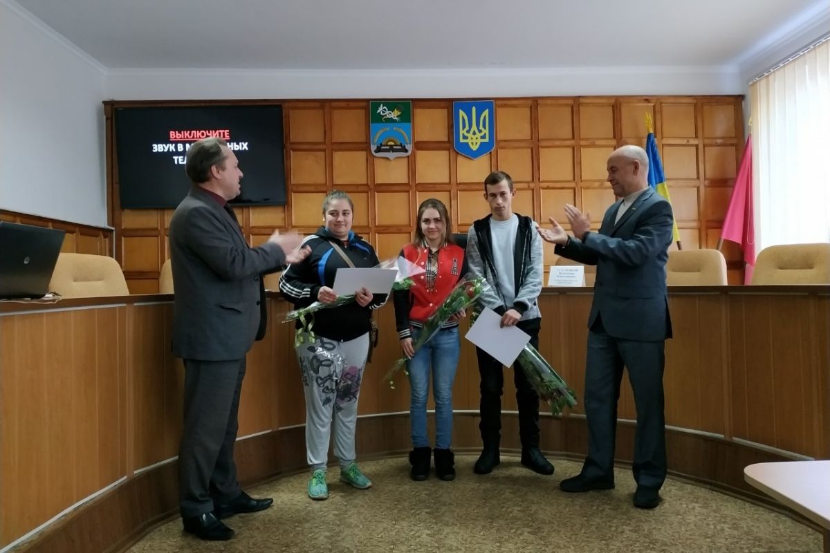 Мешканцям Первомайського району, особам з числа дітей-сиріт та позбавлених батьківського піклування вручені ключі від соціальних квартир Мешканцям Первомайського району, особам з числа дітей-сиріт та позбавлених батьківського піклування вручені ключі від соціальних квартир