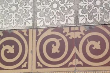 В дніпровському під’їзді знайшли старовинну плитку минулого століття В дніпровському під’їзді знайшли старовинну плитку минулого століття