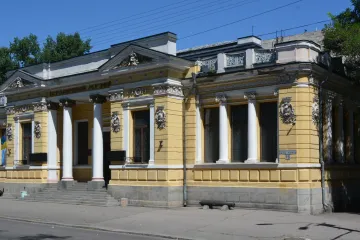 ​В музеї Яворницького у Дніпрі відкрили «алкогольну» екскурсію