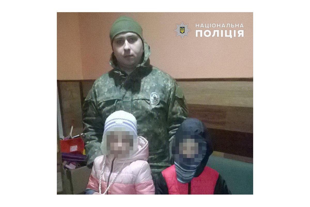 Двох неповнолітніх дітей вилучили лисичанські поліцейські у горе-матері Двох неповнолітніх дітей вилучили лисичанські поліцейські у горе-матері