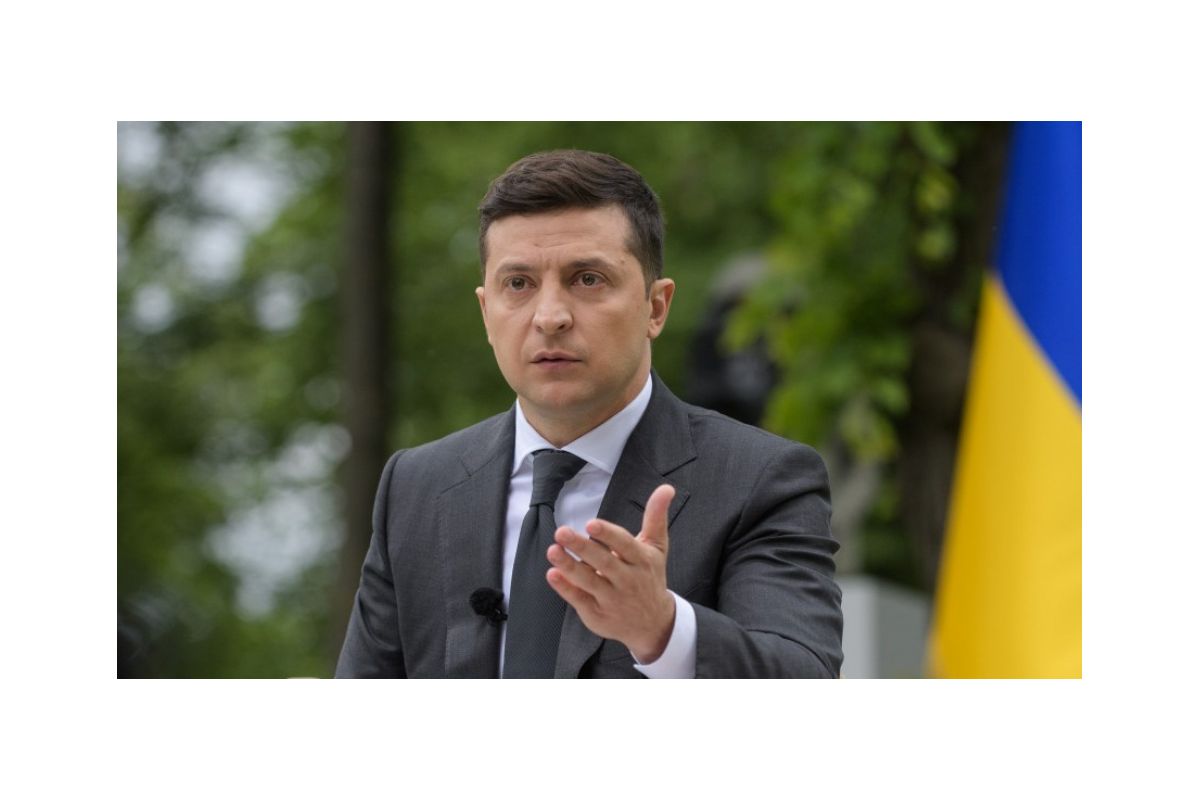 Президент особисто відвідав місце події, аби розібратись тому, що сталося в Харкові Президент особисто відвідав місце події, аби розібратись тому, що сталося в Харкові