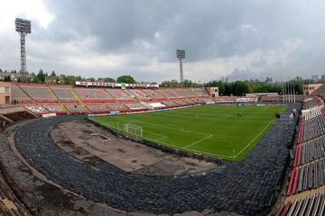 В Кривому Розі перебудують стадіон! В Кривому Розі перебудують стадіон!