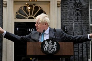 Екс-прем'єр Великобританії Борис Джонсон закликав президента США Джо Байдена надати Україні винищувачі F-16, — CNN Екс-прем'єр Великобританії Борис Джонсон закликав президента США Джо Байдена надати Україні винищувачі F-16, — CNN