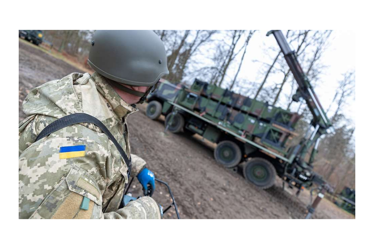 65 українських військових завершують тренування на ЗРК "Patriot", — VOA 65 українських військових завершують тренування на ЗРК "Patriot", — VOA