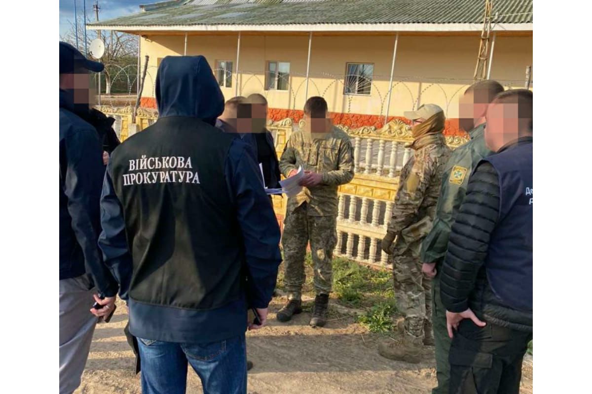 750 доларів США хабара за незаконне переміщення товарів народного споживання – викрито службову особу Білгород-Дністровського прикордонного загону 750 доларів США хабара за незаконне переміщення товарів народного споживання – викрито службову особу Білгород-Дністровського прикордонного загону