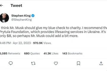 ​Стівен Кінг запропонував Ілону Маску передати гроші за його галочку в Twitter у "Фонд Притули"