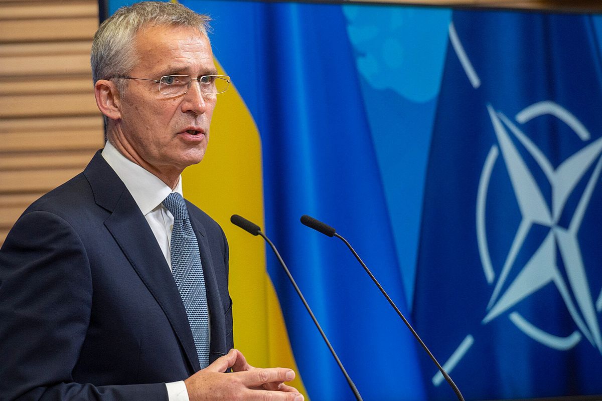 Єнс Столтенберг: Зволікання з допомогою Україні має реальні наслідки на полі бою Єнс Столтенберг: Зволікання з допомогою Україні має реальні наслідки на полі бою