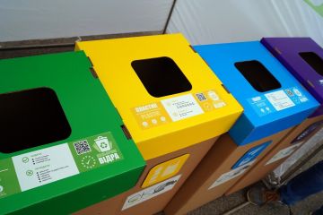 На Дніпропетровщині школярі організували сортування сміття у своєму селі На Дніпропетровщині школярі організували сортування сміття у своєму селі