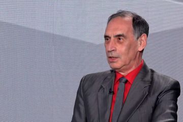 До "формули Штайнмаєра" має бути розроблена «дорожня карта» – політичний оглядач До "формули Штайнмаєра" має бути розроблена «дорожня карта» – політичний оглядач