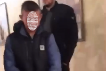 У Дніпрі за жартівливі погрози підлітків батькам доведеться сплатити штраф У Дніпрі за жартівливі погрози підлітків батькам доведеться сплатити штраф