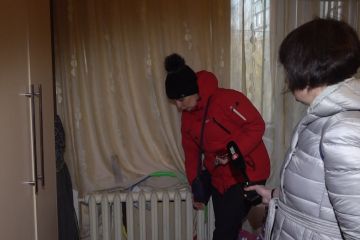 Мешканці Мануйлівського проспекту у Дніпрі ніяк не можуть зігрітися Мешканці Мануйлівського проспекту у Дніпрі ніяк не можуть зігрітися