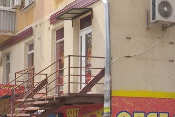 На співробітників КП "Благоустрій" здійснили напад у залі ігрових автоматів На співробітників КП "Благоустрій" здійснили напад у залі ігрових автоматів