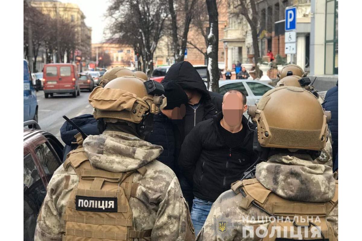 Двох рецидивістів затримали КОРДівці під час спецоперації Двох рецидивістів затримали КОРДівці під час спецоперації