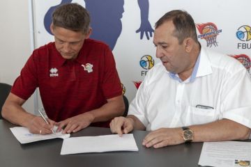 Спортивний клуб "Прометей" доукомплектовує склад команди Спортивний клуб "Прометей" доукомплектовує склад команди