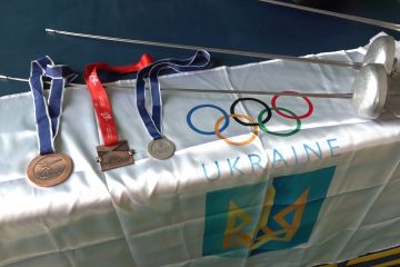 Відомий фехтувальник Богдан Нікішин зустрічався зі школярами Дніпра Відомий фехтувальник Богдан Нікішин зустрічався зі школярами Дніпра