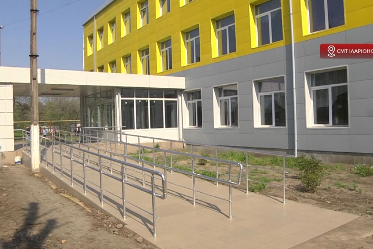 В Іларіоновому капітально ремонтують школу В Іларіоновому капітально ремонтують школу
