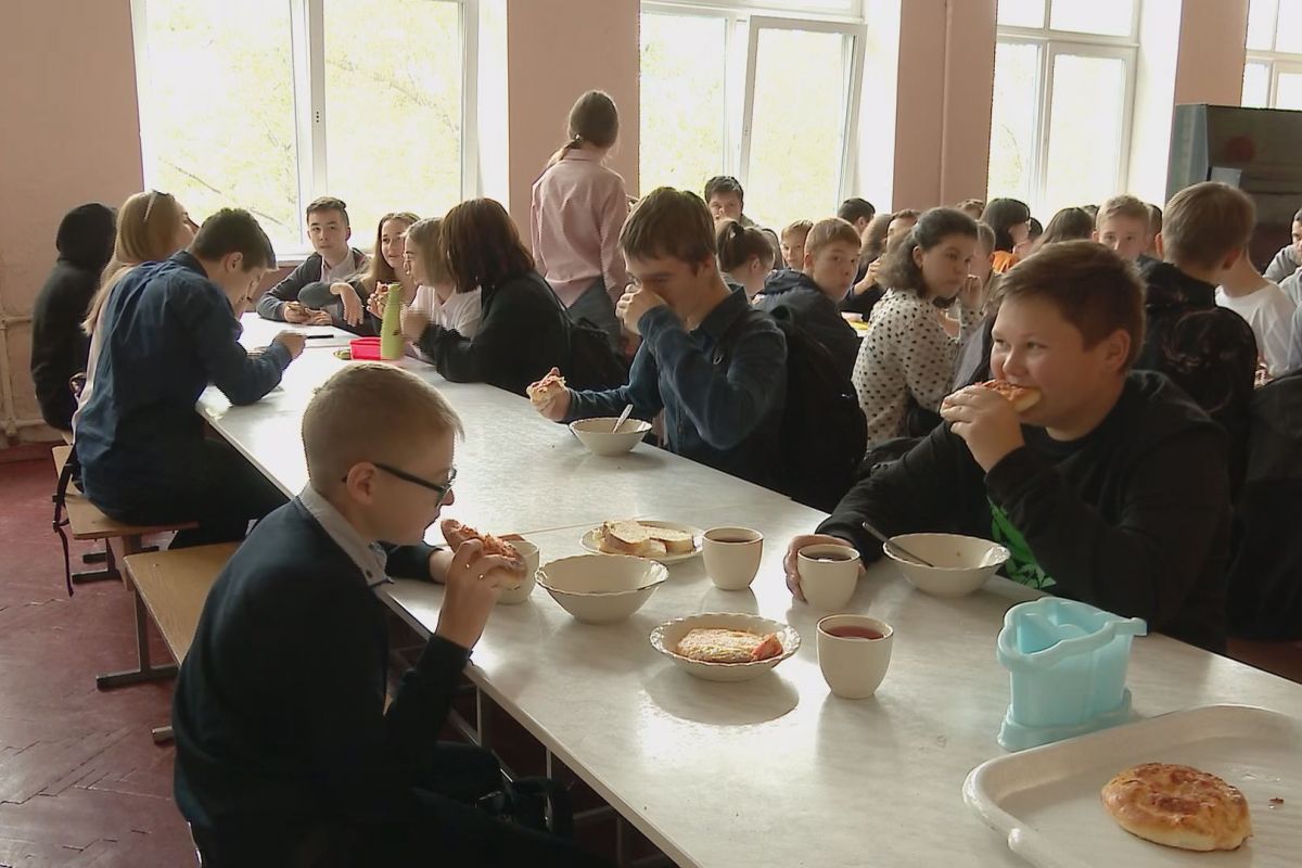 У школах Дніпра діти-пільговики харчуються гірше, ніж інші учні? У школах Дніпра діти-пільговики харчуються гірше, ніж інші учні?