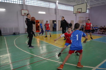 Баскетболісти СК “Прометей” завітали до учнів 21-ї кам’янської школи Баскетболісти СК “Прометей” завітали до учнів 21-ї кам’янської школи