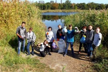 Криворізькі школярі приєдналися до всеукраїнської екологічної акції Криворізькі школярі приєдналися до всеукраїнської екологічної акції