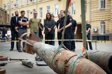 Міністр економіки: Прагнемо розміновувати землі українською технікою Міністр економіки: Прагнемо розміновувати землі українською технікою