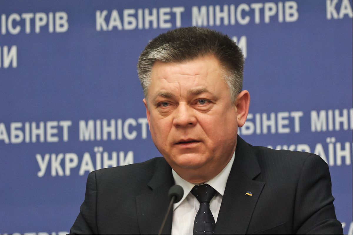 Ексміністра оборони України Лебедєва заочно взяли під варту у справах про розстріли на Майдані Ексміністра оборони України Лебедєва заочно взяли під варту у справах про розстріли на Майдані