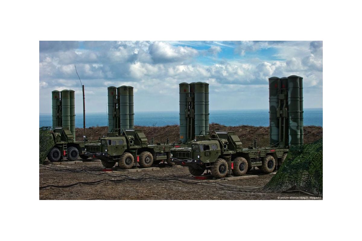 Дрони поцілили в ЗРК С-400 "Тріумф" у Калузькій області РФ - ЗСУ Дрони поцілили в ЗРК С-400 "Тріумф" у Калузькій області РФ - ЗСУ