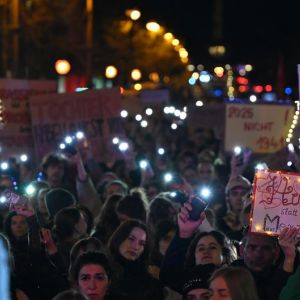 У Берліні відбувся багатотисячний мітинг перед штаб-квартирою ХДС через слова Мерца У Берліні відбувся багатотисячний мітинг перед штаб-квартирою ХДС через слова Мерца