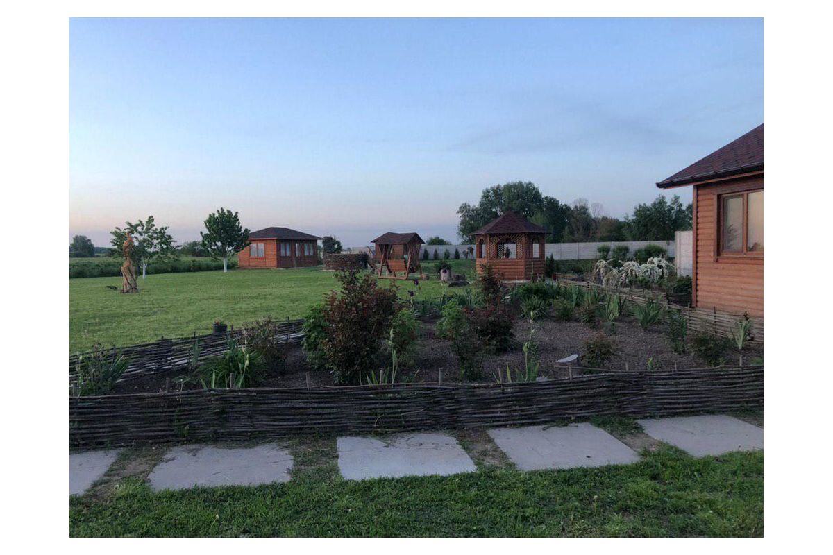 Готель: База відпочинку: Бориспіль: Київ: Бориспільський район Готель: База відпочинку: Бориспіль: Київ: Бориспільський район
