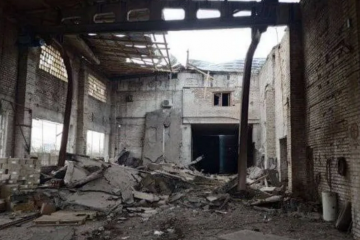 Згоріло все: як виглядає військова база росіян під Мелітополем після обстрілу ЗСУ (фото) Згоріло все: як виглядає військова база росіян під Мелітополем після обстрілу ЗСУ (фото)