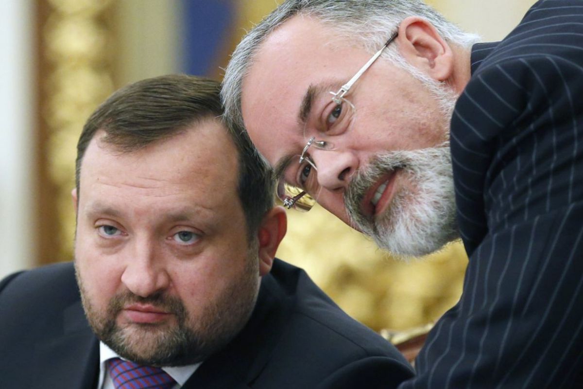 Наступного тижня пообіцяли зняти санкції з Арбузова та Табачника! Наступного тижня пообіцяли зняти санкції з Арбузова та Табачника!
