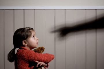 Доля шестирічної дівчинки з Кривого Рогу: в п’яної матері забрали дитину! Доля шестирічної дівчинки з Кривого Рогу: в п’яної матері забрали дитину!