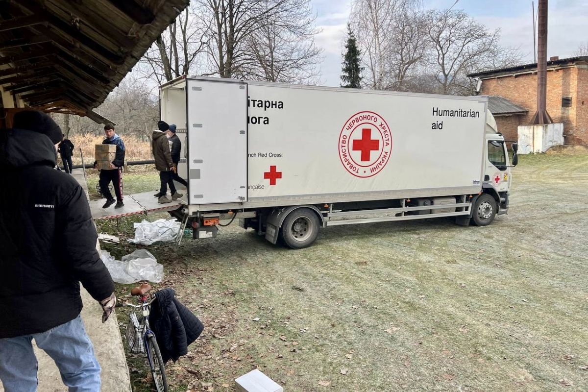 Товариство Червоного Хреста України (ТЧХУ) здійснило поставку гуманітарної допомоги дітям з Херсонської та Сумської областей, які перебувають на курсі реабілітації в Івано-Франківській області