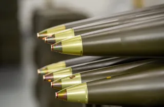 Фінансування для постачання в Україну 800 тисяч 155-міліметрових снарядів буде знайдено