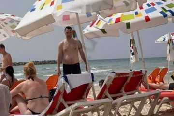 «Кто дал такое разрешение?»: Арестовича заметили на пляже в Израиле, — Telegram-канал. ДОСЬЕ «Кто дал такое разрешение?»: Арестовича заметили на пляже в Израиле, — Telegram-канал. ДОСЬЕ