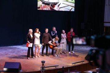 Новостворена команда КВК ПНПУ імені В. Г. Короленка дебютувала на Всеукраїнському благодійному кубку сміху Новостворена команда КВК ПНПУ імені В. Г. Короленка дебютувала на Всеукраїнському благодійному кубку сміху