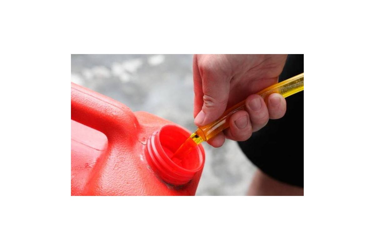 Справу двох зухвалих шахраїв, які привласнили кошти автовласника, передано до суду Справу двох зухвалих шахраїв, які привласнили кошти автовласника, передано до суду