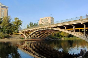 Затримано зловмисника, який намагався втопити жінку в Русанівському каналі Затримано зловмисника, який намагався втопити жінку в Русанівському каналі