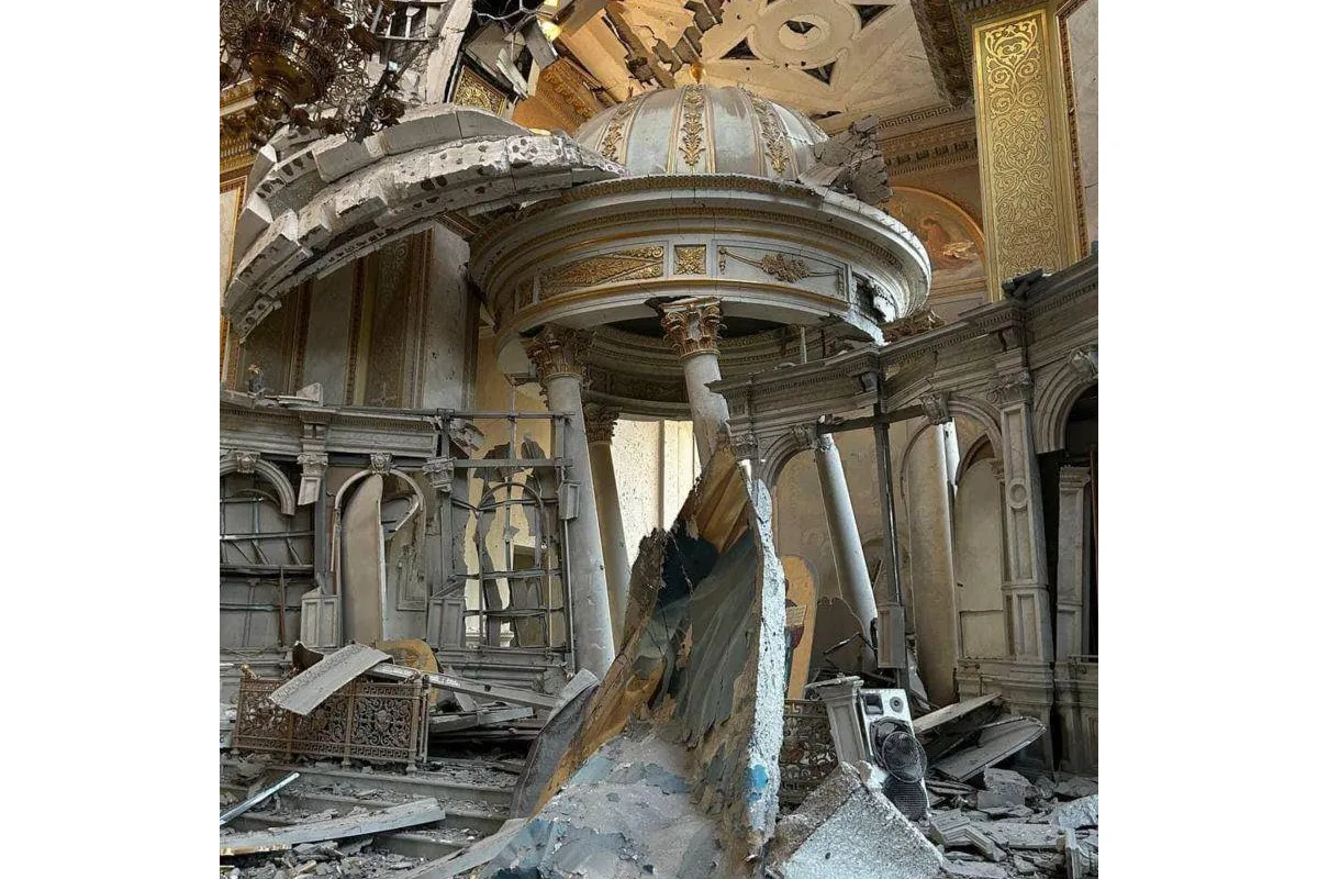 росіяни зруйнували головний храм Одеси - Свято-Преображенський собор