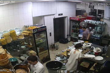 Пищевые отравления, гепатит А, кишечная инфекция, дизентерия, гельминтоз, сальмонеллёз, туберкулёз, диарея, и другие малоприятные сюрпризы могут ждать посетителей заведения "Облака", принадлежащего известному ресторатору Заричанскому Пищевые отравления, гепатит А, кишечная инфекция, дизентерия, гельминтоз, сальмонеллёз, туберкулёз, диарея, и другие малоприятные сюрпризы могут ждать посетителей заведения "Облака", принадлежащего известному ресторатору Заричанскому