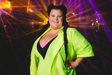 Alyona Alyona прокоментувала виліт з шоу "Танці з зірками 2020" Alyona Alyona прокоментувала виліт з шоу "Танці з зірками 2020"