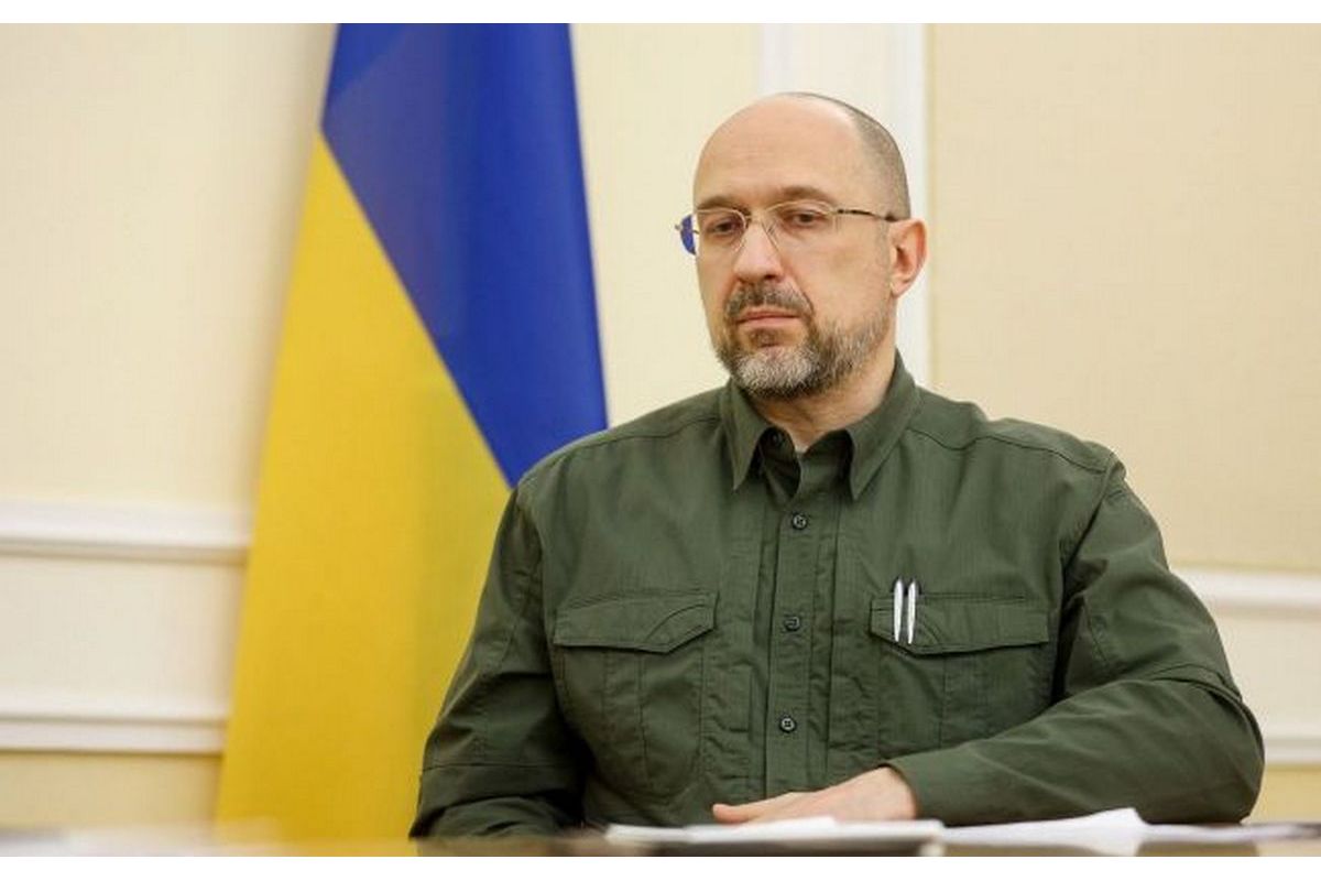 Українці можуть залишитися без зарплат і пенсій, — Шмигаль Українці можуть залишитися без зарплат і пенсій, — Шмигаль