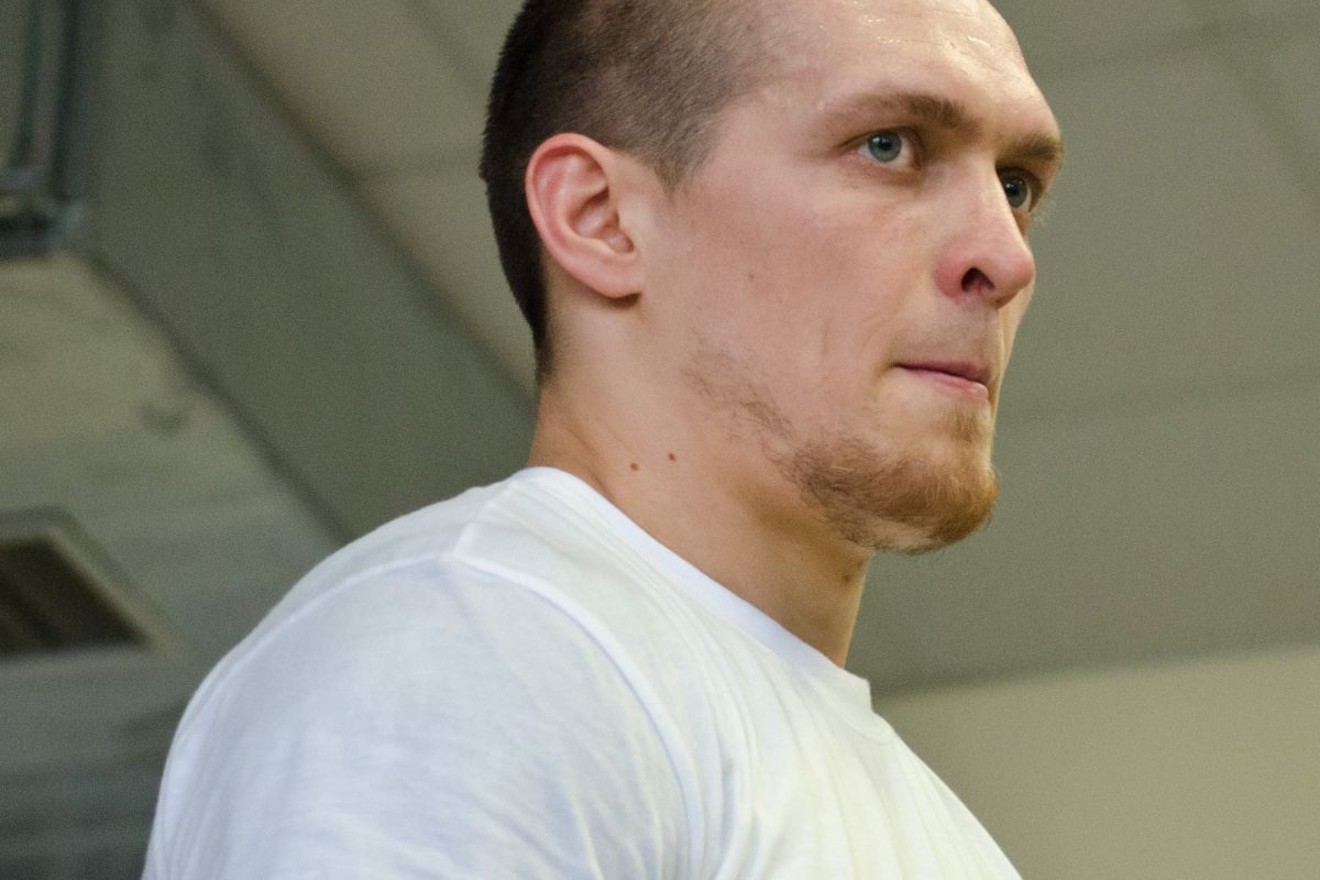 Олександр Усик VS Тайсон Ф’юрі: що чекає на українського боксера? Олександр Усик VS Тайсон Ф’юрі: що чекає на українського боксера?
