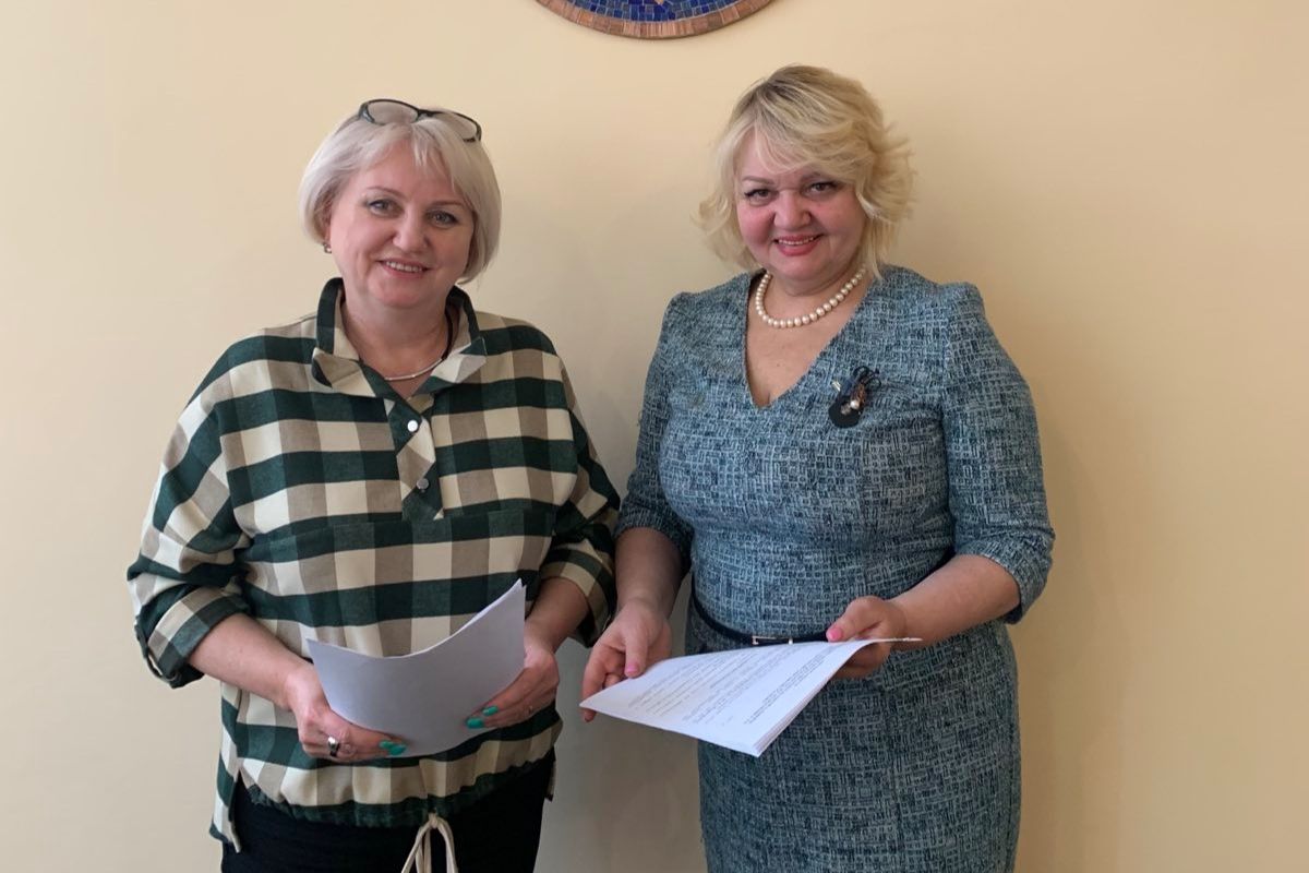 ПНПУ імені В. Г. Короленка підписав Угоду про співпрацю з Донбаським державним педагогічним університетом ПНПУ імені В. Г. Короленка підписав Угоду про співпрацю з Донбаським державним педагогічним університетом