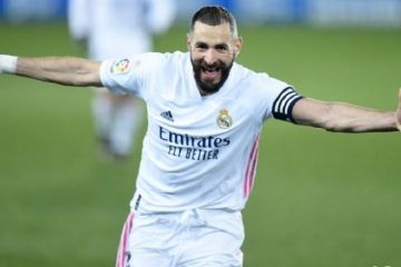 Ограбили во время матча. Форвард "Реала" лишился ценных вещей, пока играл в футбол Ограбили во время матча. Форвард "Реала" лишился ценных вещей, пока играл в футбол