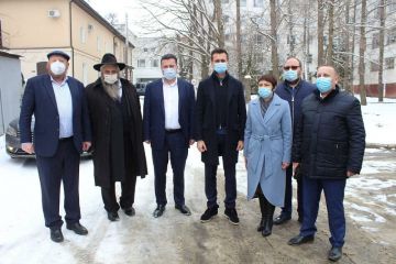 В Умани при поддержке еврейской общины состоялось открытие новой ПЦР-лаборатории В Умани при поддержке еврейской общины состоялось открытие новой ПЦР-лаборатории